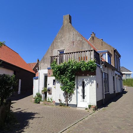 The Cosy Little House With The Sundial Villa Stavenisse Exterior photo